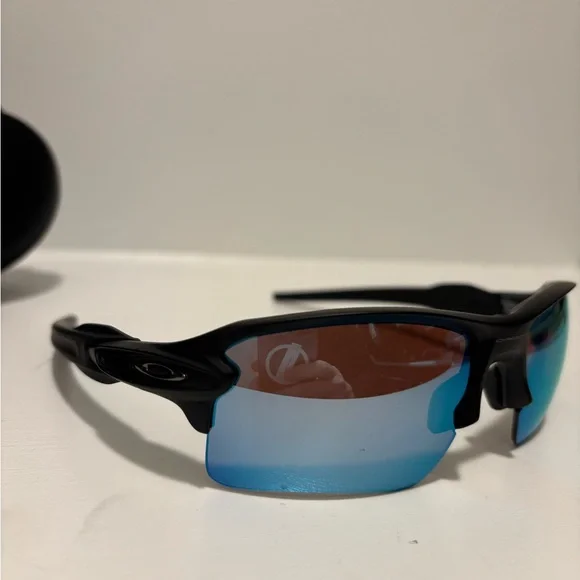 Oakley Flak Jacket 2.0 XL with Deep Water Prizm Lenses - Picture 4 of 8
